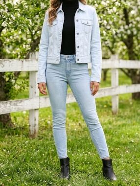 GAP Light Blue Denim Jacket